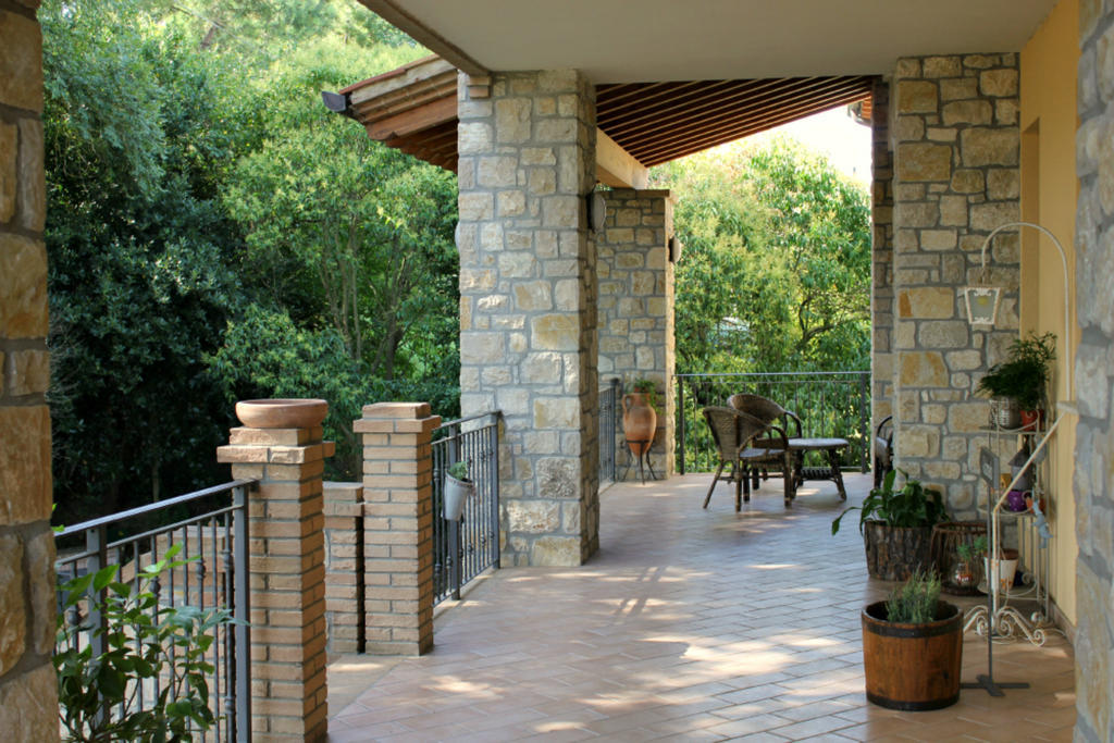 Residenze L'Alberata Guest House Collazzone Exterior photo