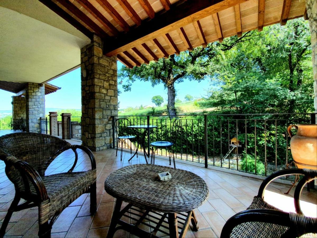 Residenze L'Alberata Guest House Collazzone Exterior photo